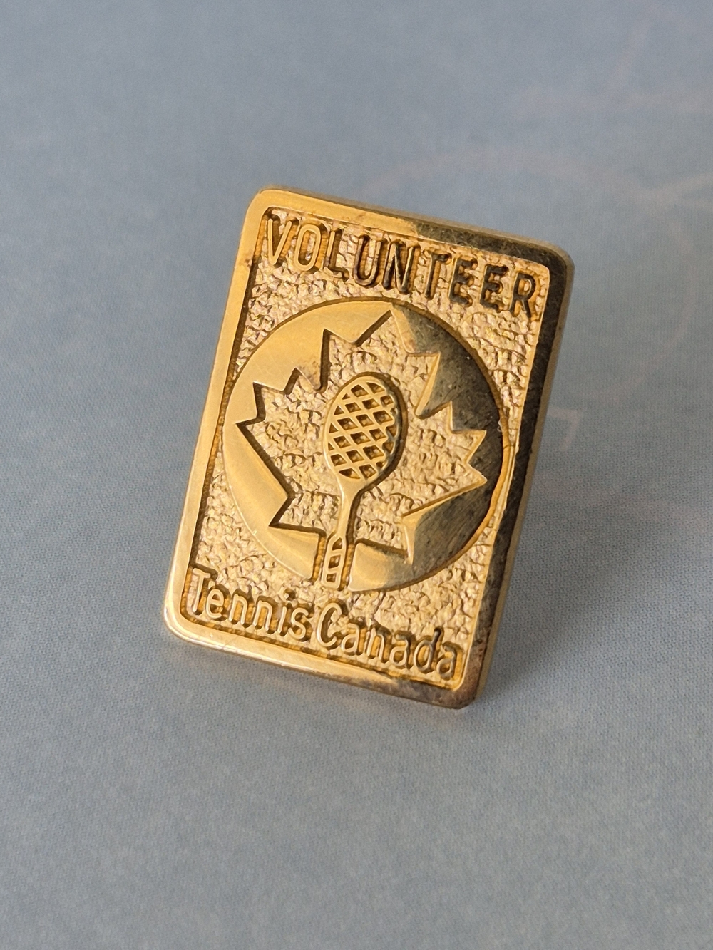 Volunteer Tennis Canada Gold Tone Pin Birks Sterling Gold Plated